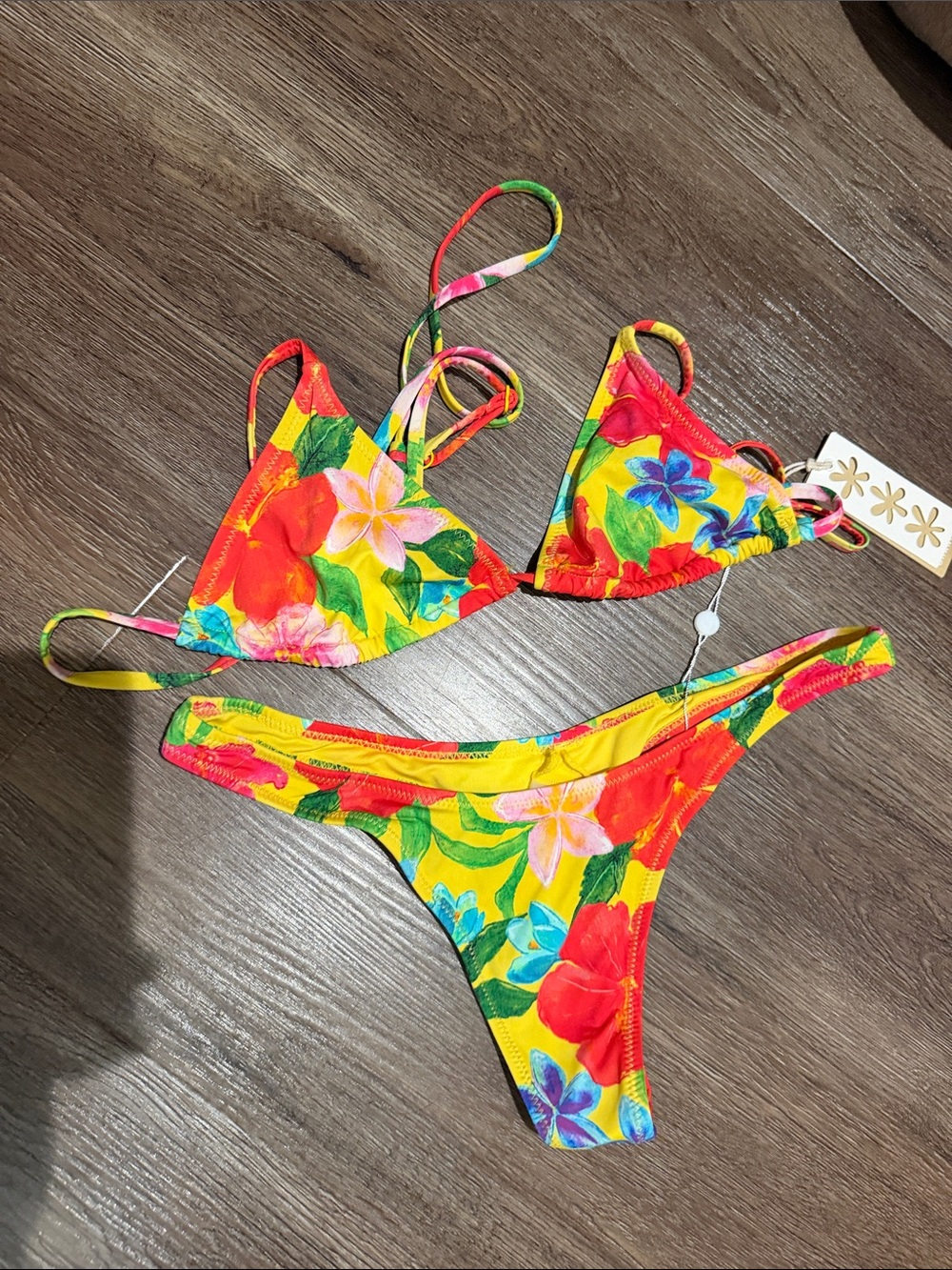 Ghanda Bikini Set - Picture 2 of 7